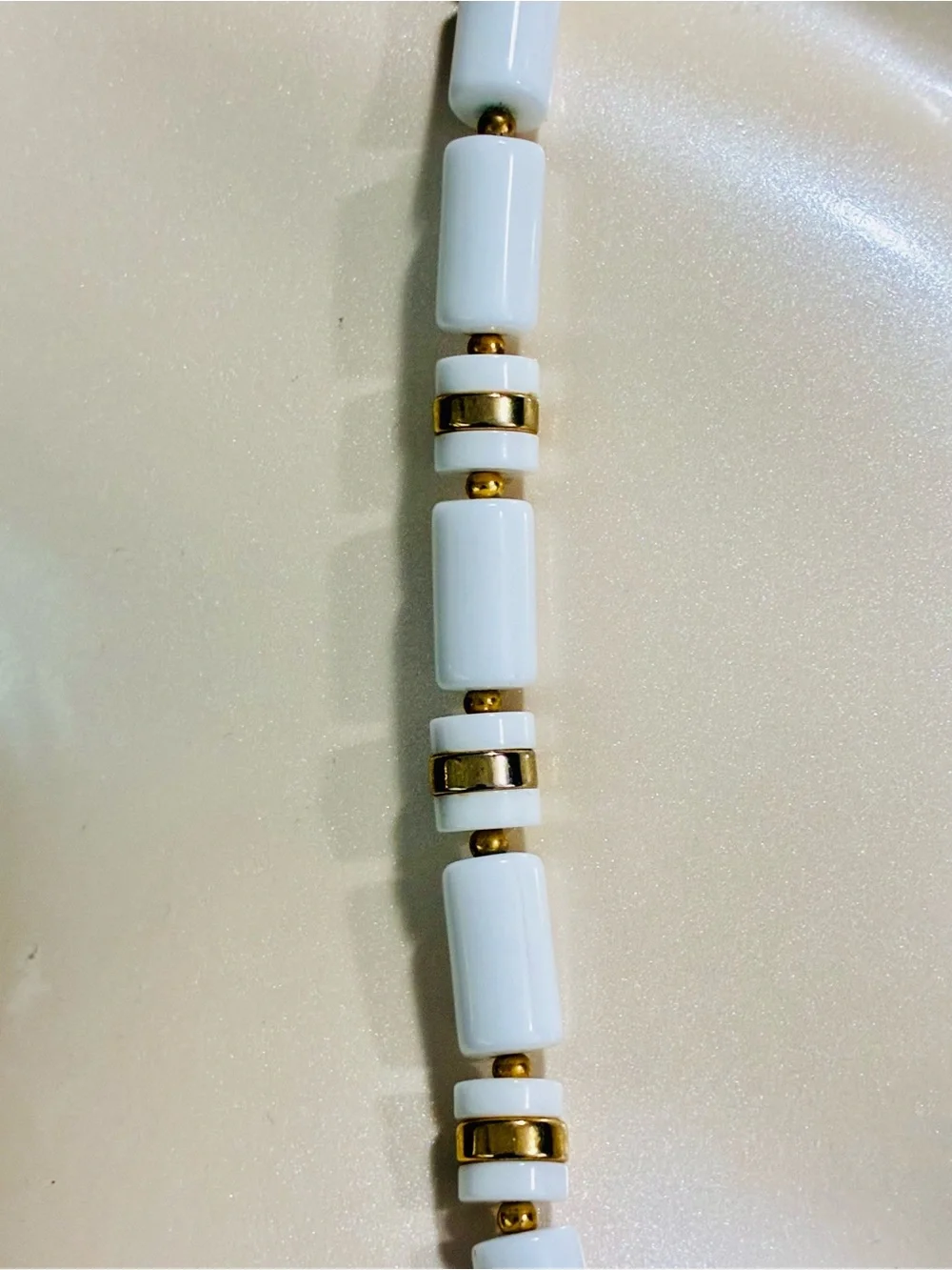 VTG Lucite Classic White Beaded Necklace with Gold Accents Lightweight Casual